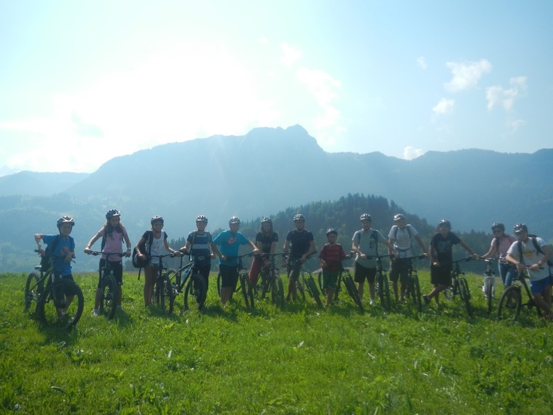 Village Camps International Summer Camp Leysin, Switzerland 2025-08-09 https://www.villagecamps.com/journals_admin/images/683-8-MTB (23).jpg